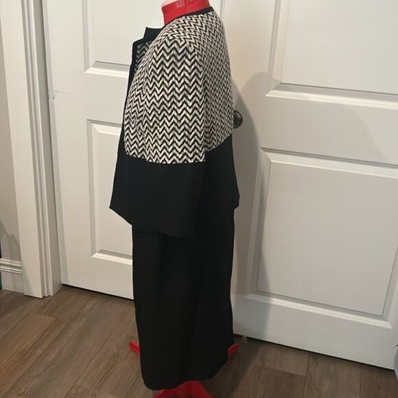 Kasper Business Office Career Chevron Print Black Dress w/ Matching Coat Size 12 - Picture 3 of 7